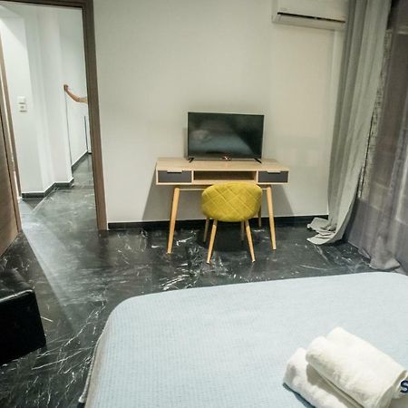 Explore Greece From Bright City Centre Apartment Chalkís 外观 照片